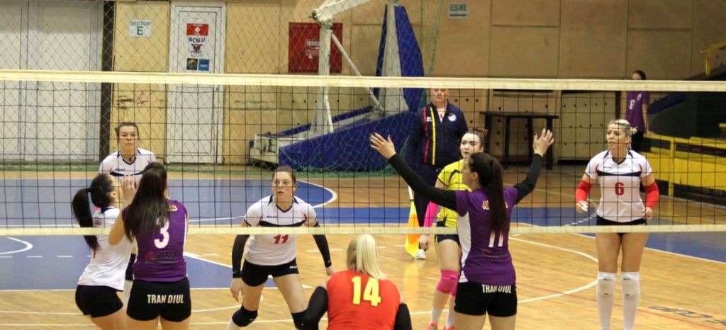 Volei feminin: FC Argeș joacă astăzi ultimul meci acasă din sezonul regulat