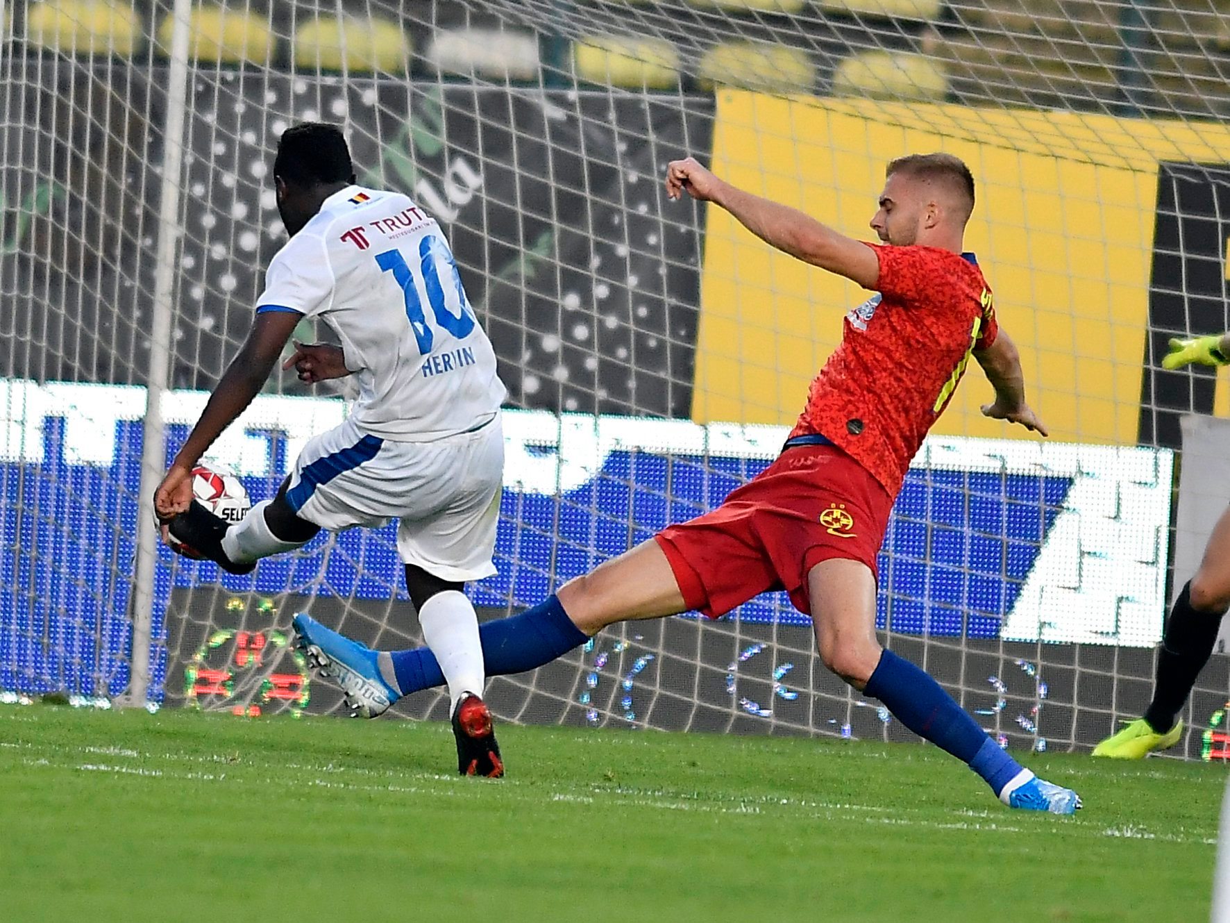 Liga 1 | FCSB a fost învinsă de FC Botoşani, scor 2-0