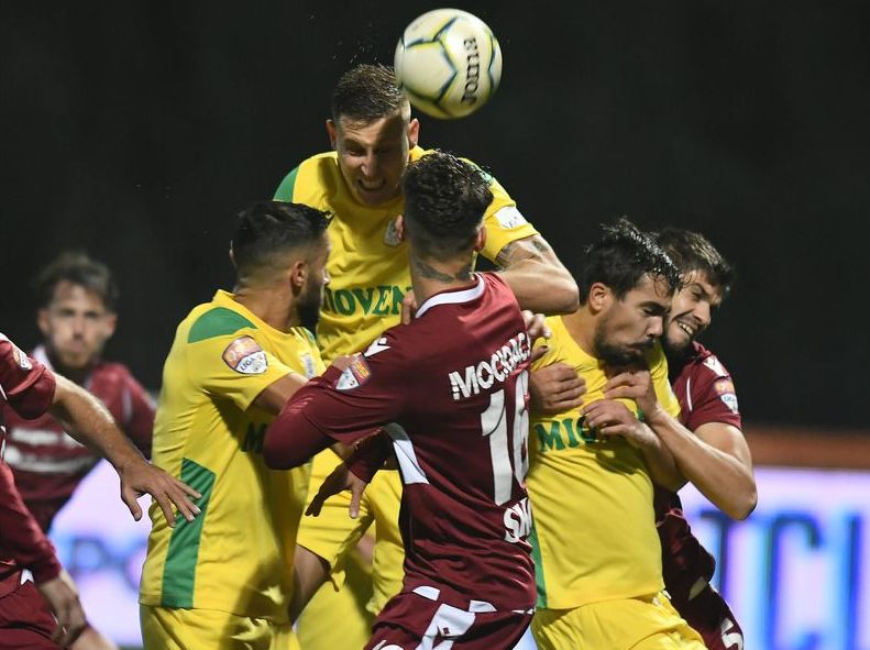 FC Rapid - CS Mioveni 0-3, într-o partidă restantă din ...