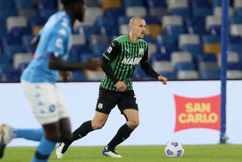 Vlad Chiricheş (Sassuolo), inclus în echipa lunii octombrie din Serie A | Cele mai importante ştiri sportive ale zilei sunt oferite de www.cronica.ro