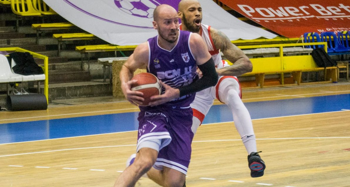 Oradea câștigă cu 78-54 și conduce Piteștiul cu 1-0 în semifinalele Ligii Naționale de Baschet