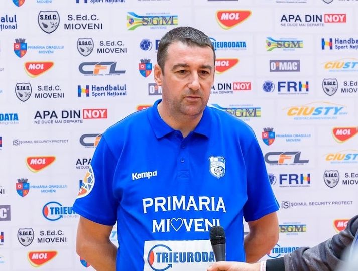 CS Dacia Mioveni, învinsă la Deva de antrenorul de care s-a despărțit recent
