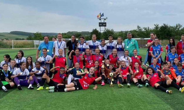 FC Argeş U 17, locul secund în campionatul naţional de fotbal feminin