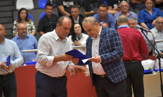 Clubul Sportiv Dacia Mioveni a marcat 10 ani de existență cu o festivitate emoționantă
