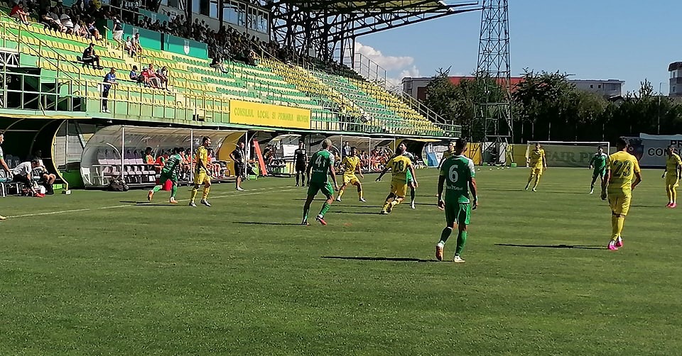 CS Mioveni a cedat cu 0-1 în faţa celor de la CSC Dumbrăviţa