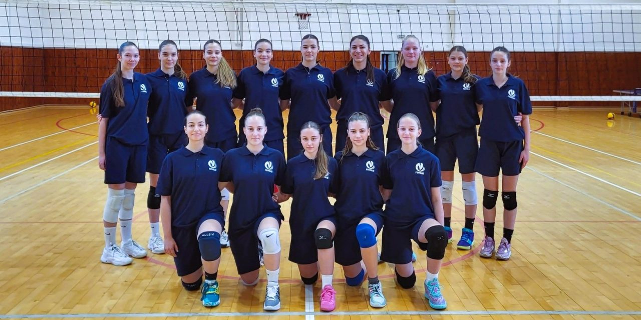 Volei junioare: Naționala U16 se pregătește la Tg. Mureș pentru turneul de calificare la Campionatul European