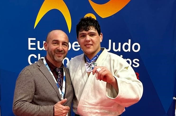 Darius Dobre aduce argintul României la competiția de judo de la Sarajevo