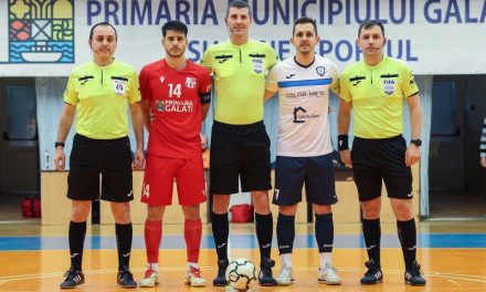 Meci spectaculos la Galaţi în liga de futsal, arbitrat de Liviu Chiţa